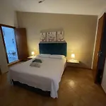 Alojamento de Acomodação e Pequeno-almoço La Rosa Blu 3*